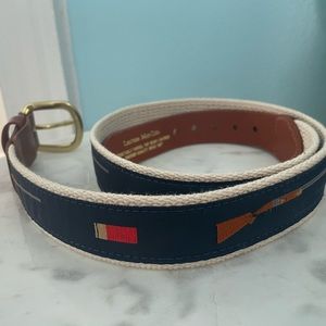 Shotgun and shell leather belt 32
